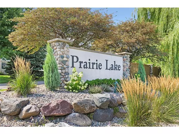 18318 Kerrville TRL #610, Lakeville, MN 55044