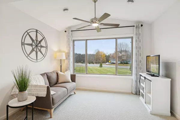 Rockford, MN 55373,4005 Iris CT