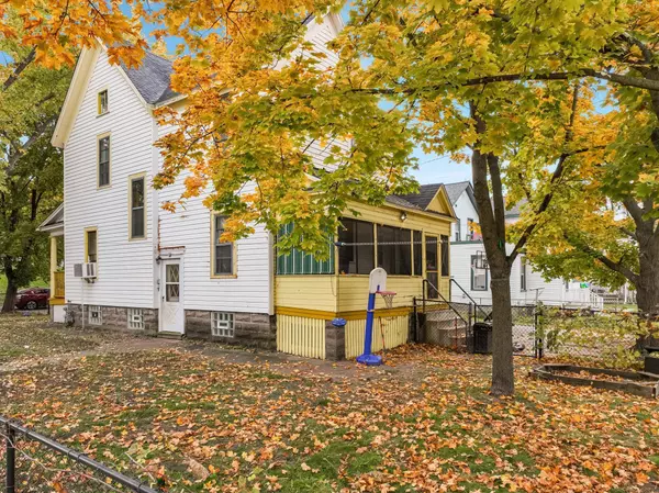 Eau Claire, WI 54703,530 Hobart ST