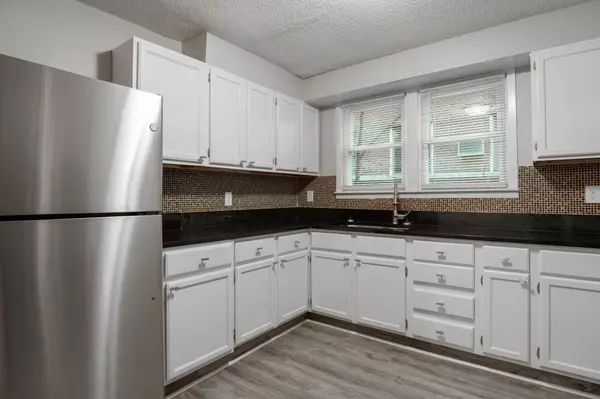 Minneapolis, MN 55409,3815 2nd AVE S