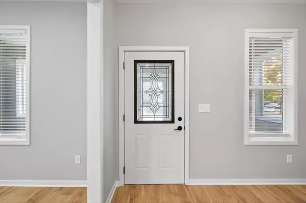 Saint Paul, MN 55104,1271 Seminary AVE