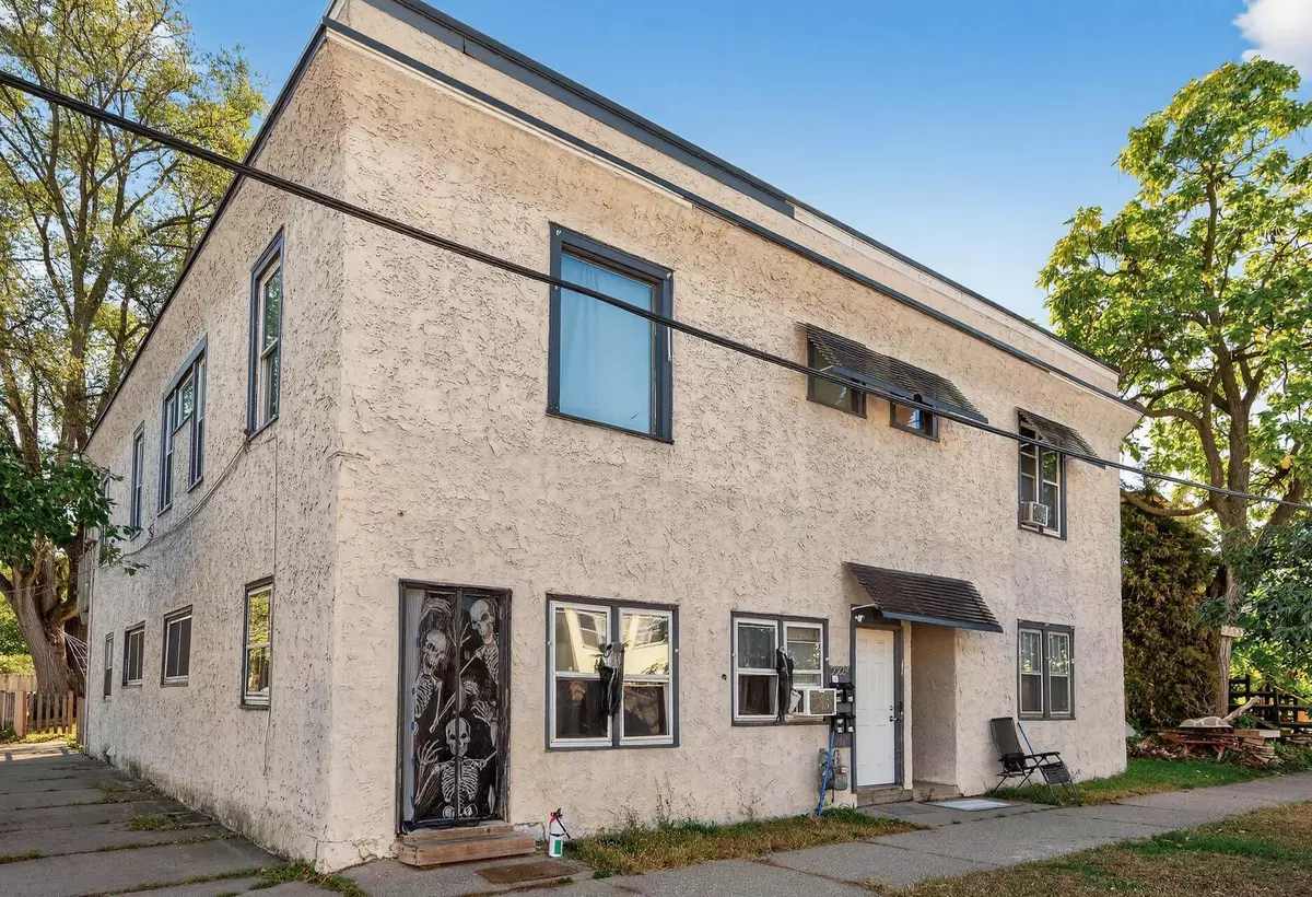 Minneapolis, MN 55418,2229 5th ST NE