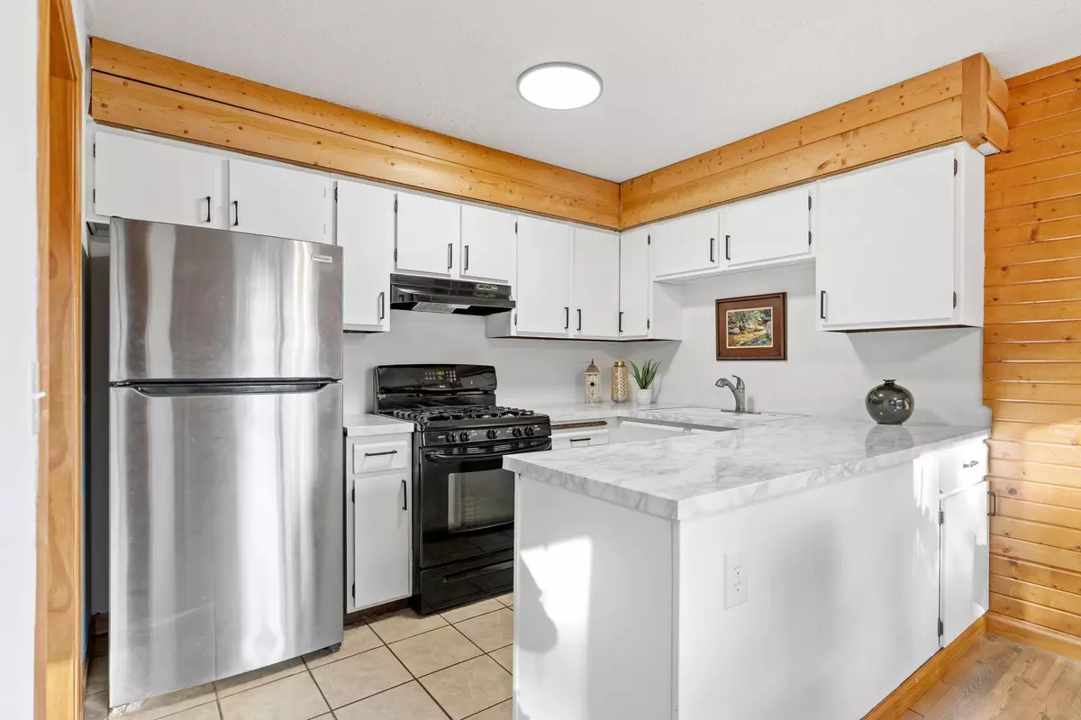 Apple Valley, MN 55124,13573 Everton AVE