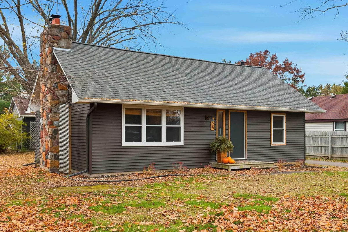 Mora, MN 55051,325 Stewart AVE