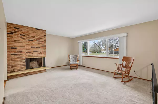 Andover, MN 55304,2201 139th AVE NW