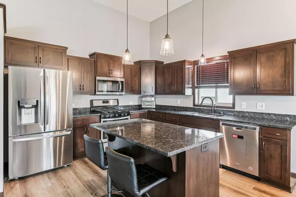 Isanti, MN 55040,408 Bluebird DR NW