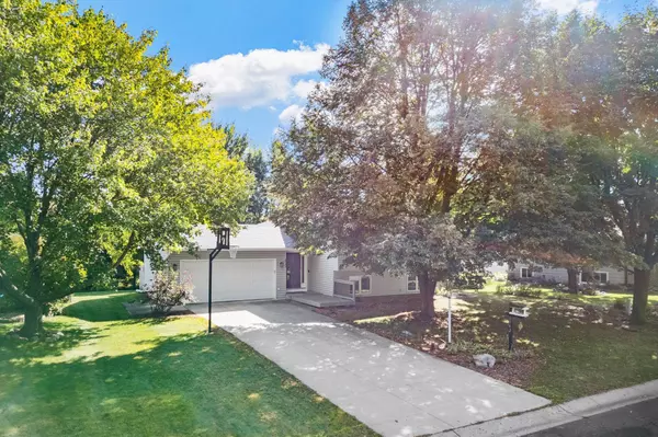 Lino Lakes, MN 55014,6542 Black Duck DR S