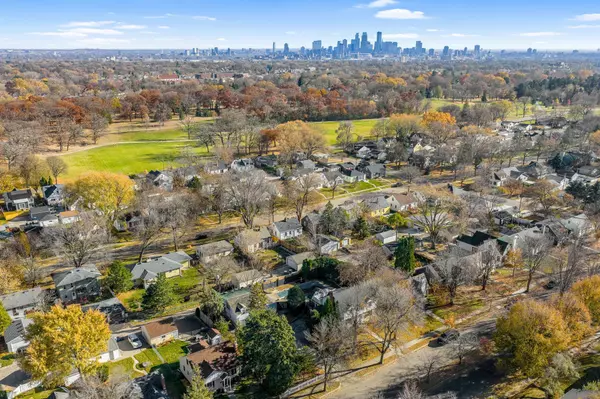 Robbinsdale, MN 55422,2732 Zenith AVE N