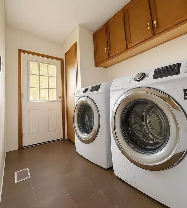 Mounds View, MN 55112,5713 Cabot DR