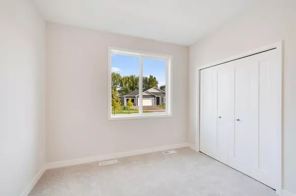 New Richmond, WI 54017,1561 Creekwood Dr