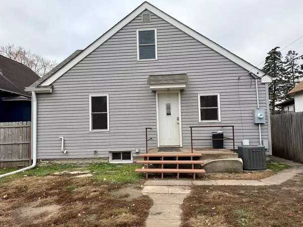 South Saint Paul, MN 55075,535 3rd AVE S