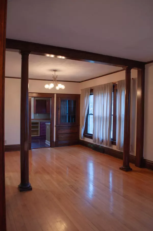 Moorhead, MN 56560,612 Elm ST S