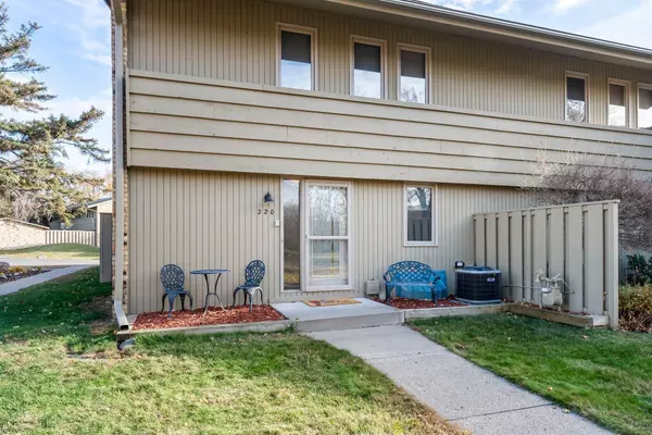 New Brighton, MN 55112,220 Windsor LN