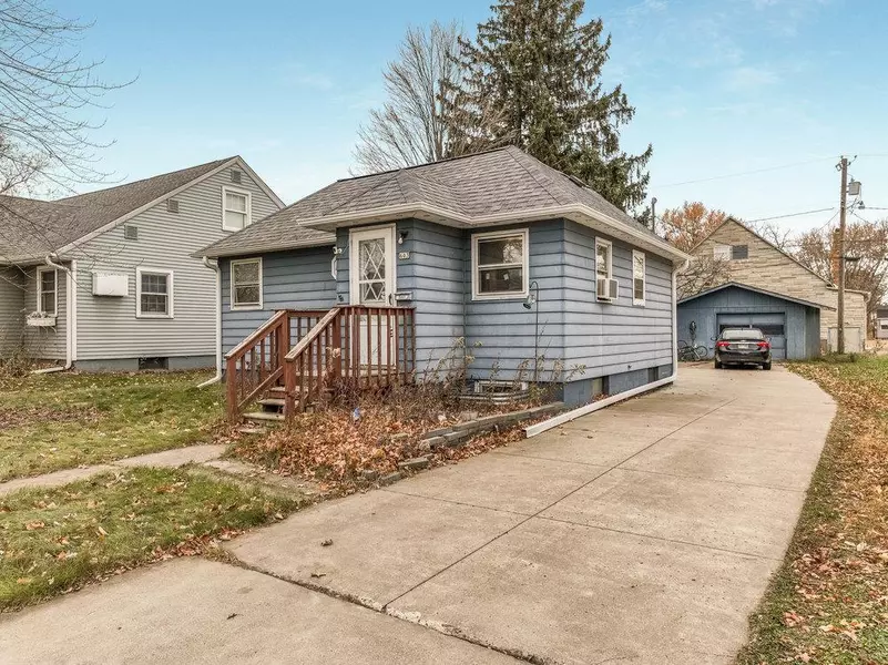 603 W Eau Claire ST, Rice Lake, WI 54868