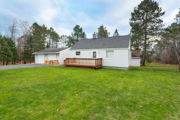 2304 Washington AVE, Scanlon, MN 55720