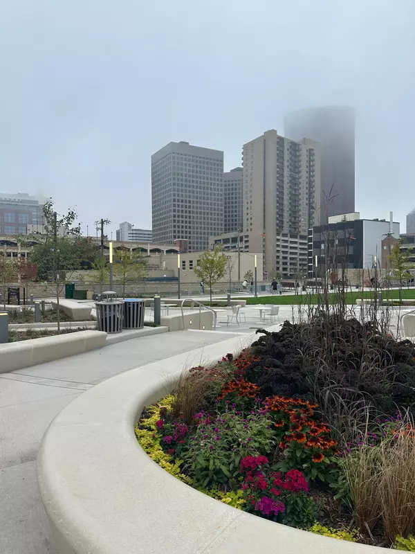 Saint Paul, MN 55101,66 9th ST E #1912