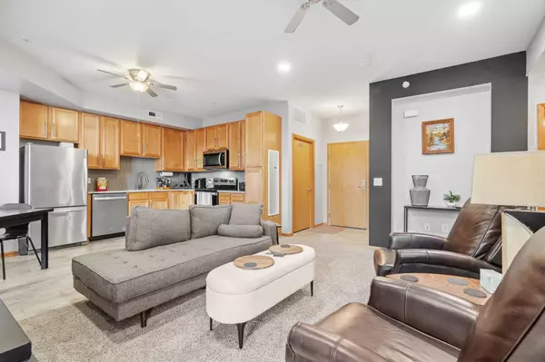 Saint Anthony, MN 55421,2550 38th AVE NE #109