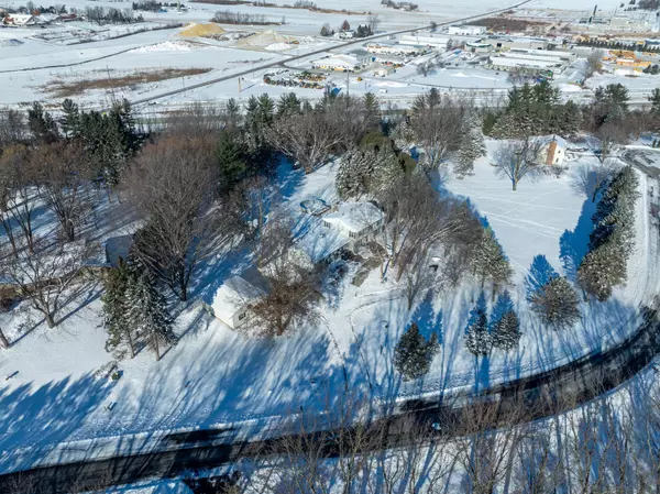 Rochester, MN 55901,421 Lowry CT NW