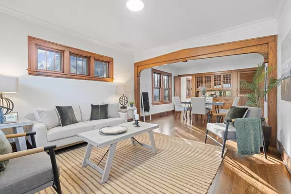 Minneapolis, MN 55412,3935 Thomas AVE N