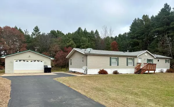 5732 25th ST, Princeton, MN 55371