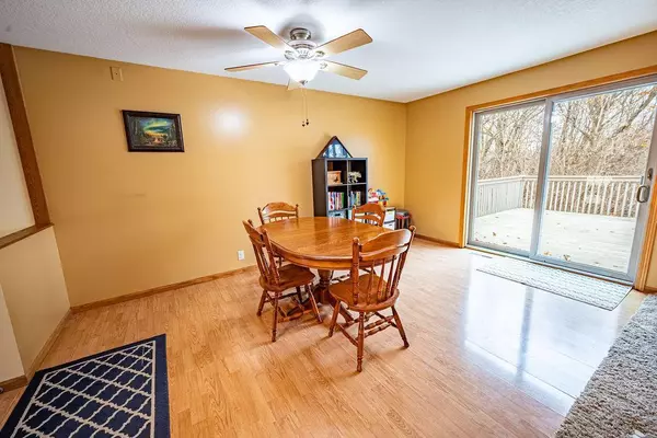 Ellsworth, WI 54011,275 E Sunset LN