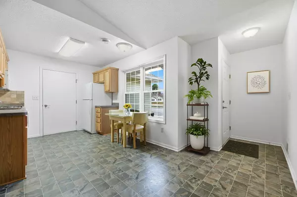 Hutchinson, MN 55350,1065 Blackbird TRL SW #8