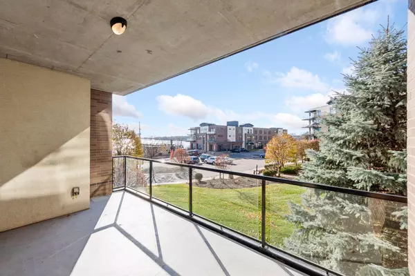 Spring Park, MN 55384,4201 Sunset DR #N220