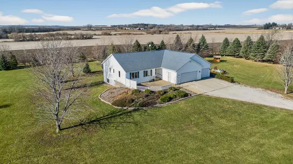 59879 185th AVE, Dodge Center, MN 55927