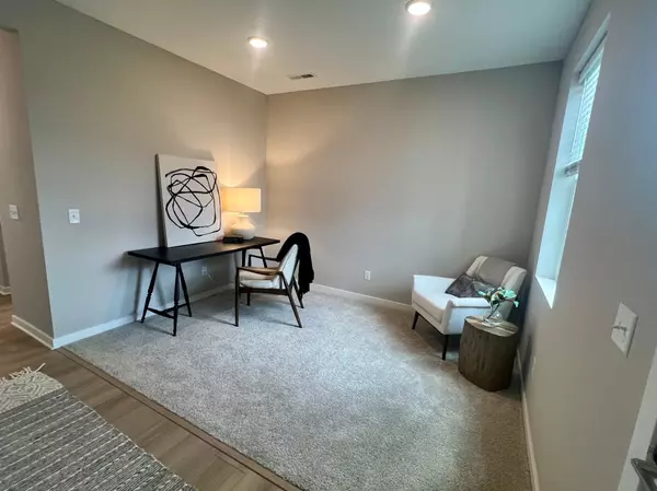 Blaine, MN 55449,12584 Erskin ST NE