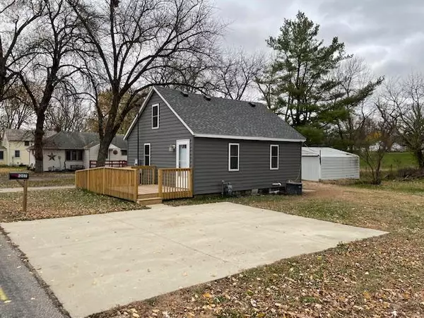 Austin, MN 55912,1207 15th AVE SW