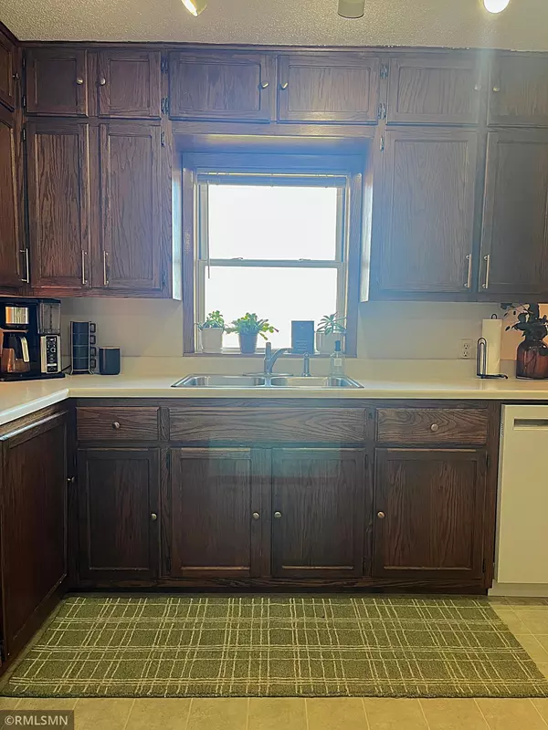 Fairmont, MN 56031,1500 N Prairie AVE