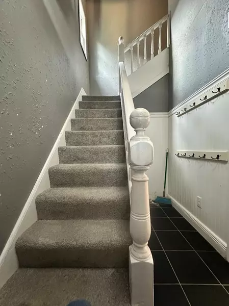 810 30th AVE N, Minneapolis, MN 55411