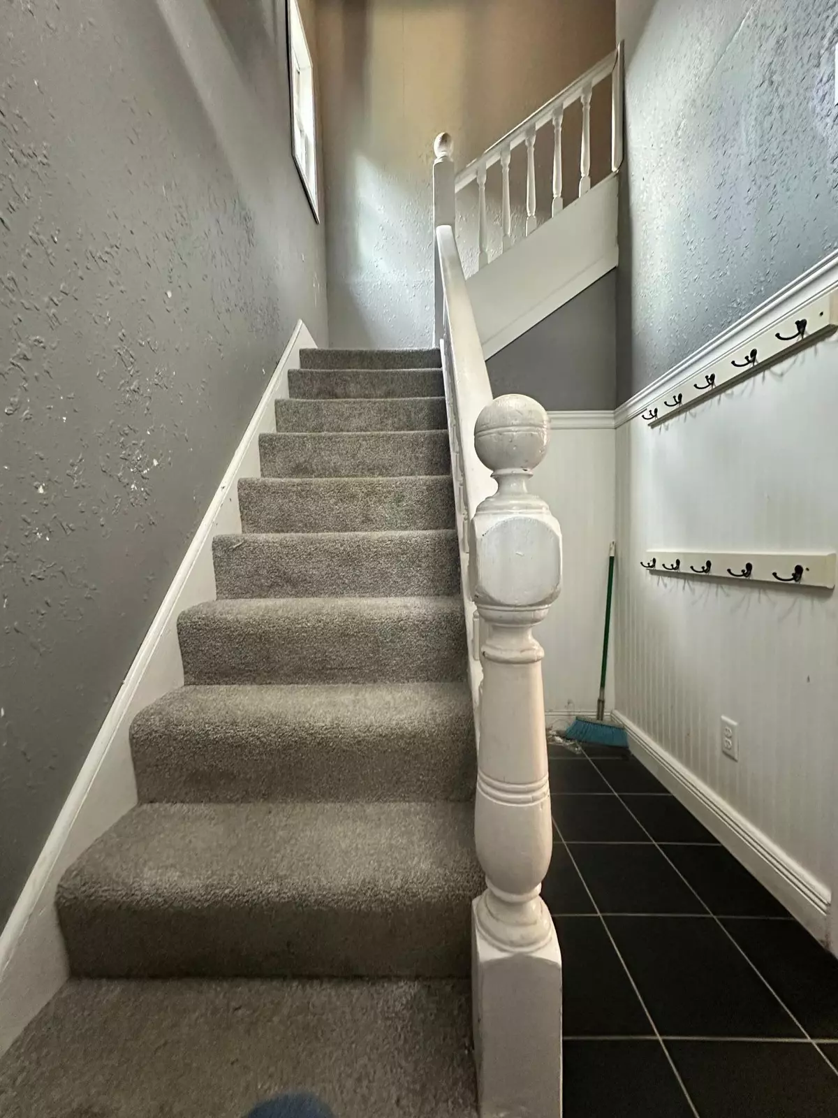 Minneapolis, MN 55411,810 30th AVE N