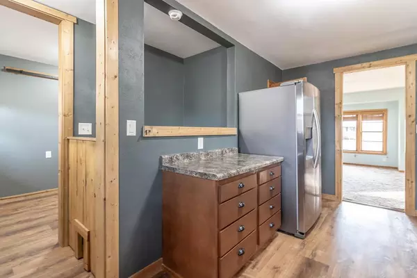 Amboy, MN 56010,300 Pleasant ST E