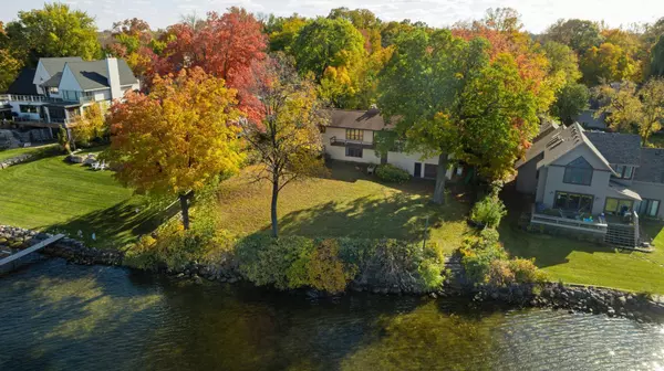 Tonka Bay, MN 55331,36 x Interlachen CT