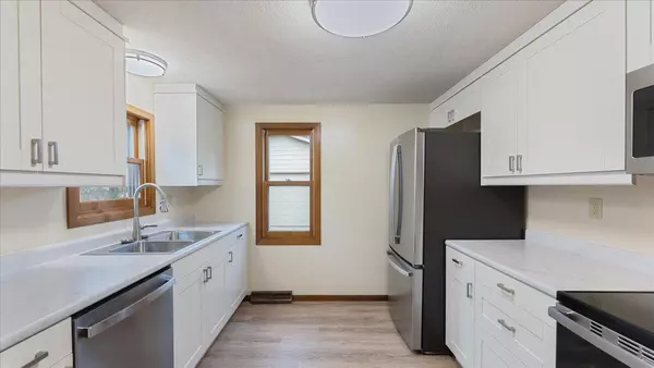 Willmar, MN 56201,638 Julii ST