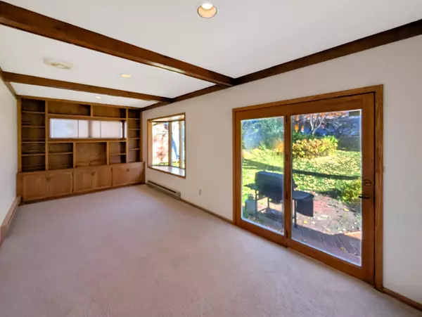 New Hope, MN 55428,5920 Wisconsin CIR N