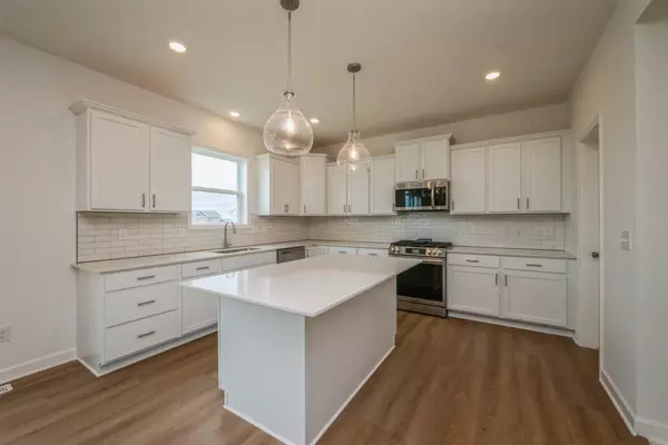 Saint Michael, MN 55376,9935 49th ST NE