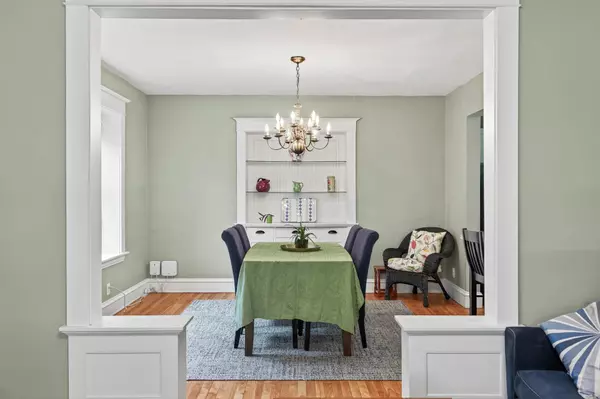 Minneapolis, MN 55411,2046 James AVE N