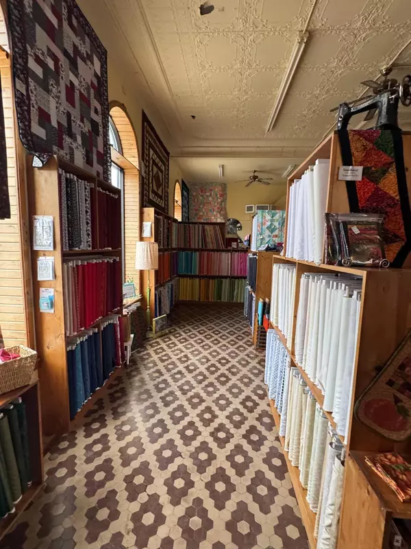 Bird Island, MN 55310,101 Main ST S