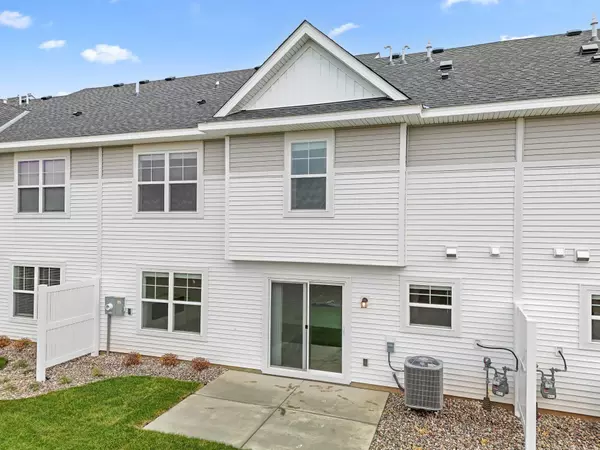 Farmington, MN 55024,21765 Lilac DR