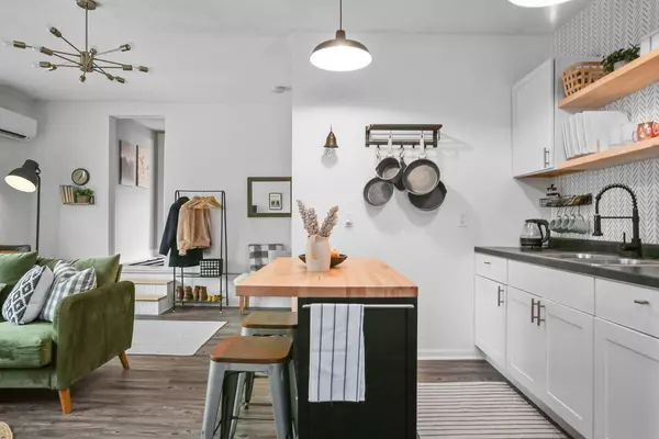 Minneapolis, MN 55412,4405 Morgan AVE N #2