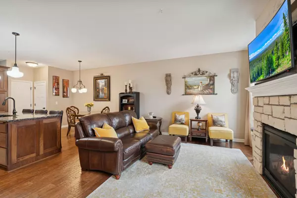 Victoria, MN 55386,7748 Madelyn Creek DR