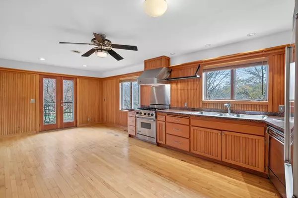 Lakeville, MN 55044,22521 Ironwood RD