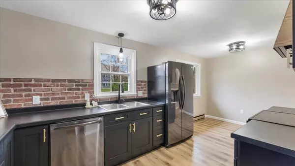 Mora, MN 55051,210 Mattson RD