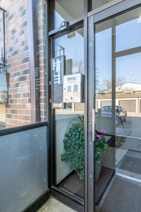 Fargo, ND 58103,1405 25th AVE S #A201