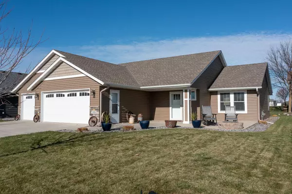 1308 Linwood RD, Belle Plaine, MN 56011
