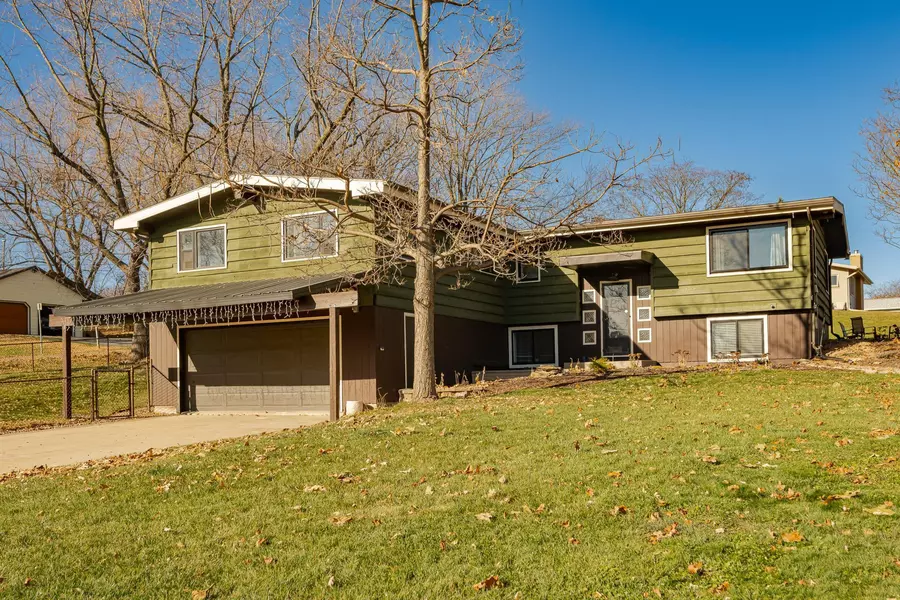 2318 4th AVE SW, Rochester, MN 55902