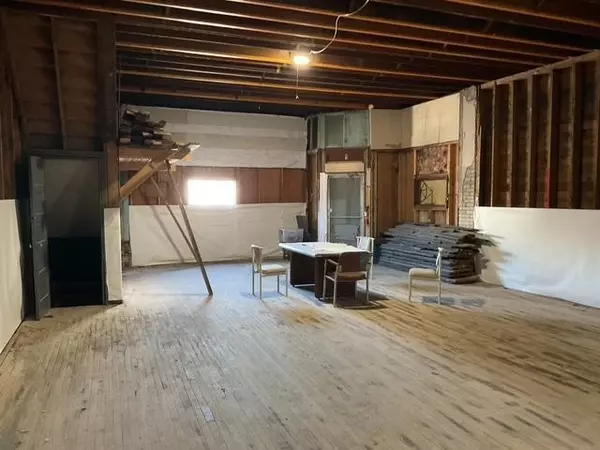 Minneapolis, MN 55418,200 Lowry AVE NE