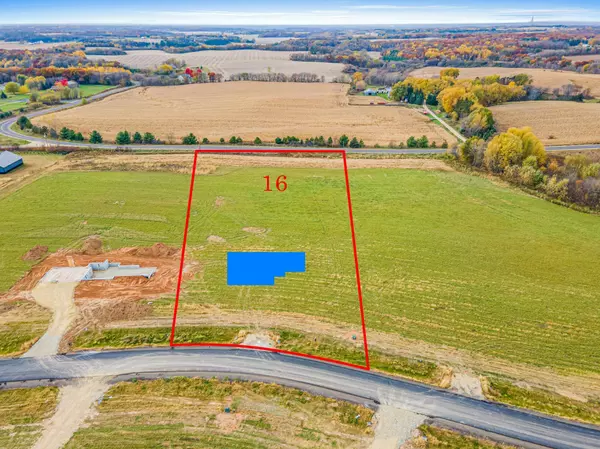 Kinnickinnic Twp, WI 54022,390 Candy LN